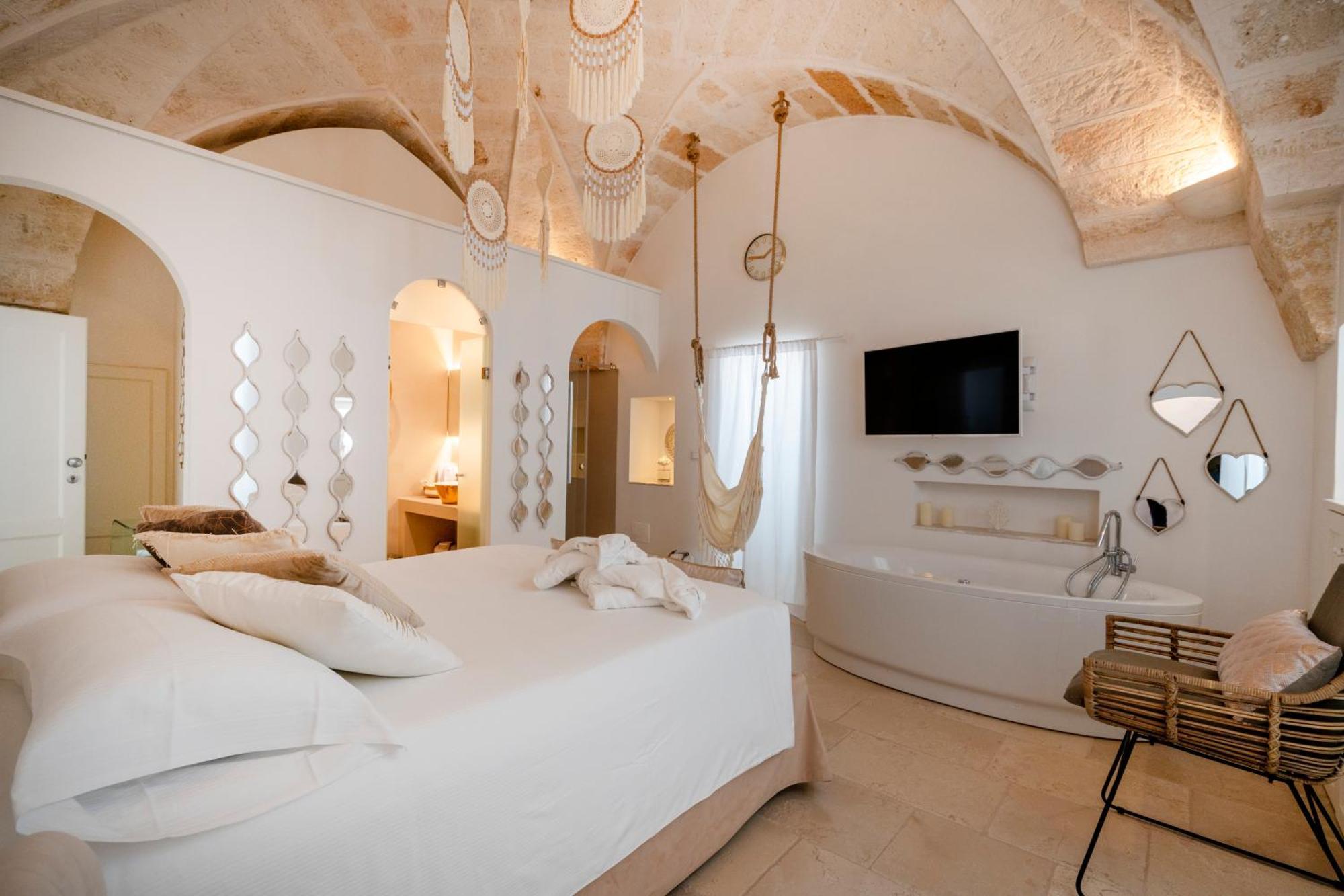 Apulia Charming Suites - Casa Rossa Suite Perla E Suite Corallo Savelletri Екстериор снимка